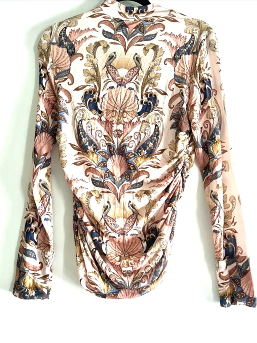 Farm Rio Sea Garden Soft Pink Jersey Blouse Size Medium NWT - Picture 6 of 11